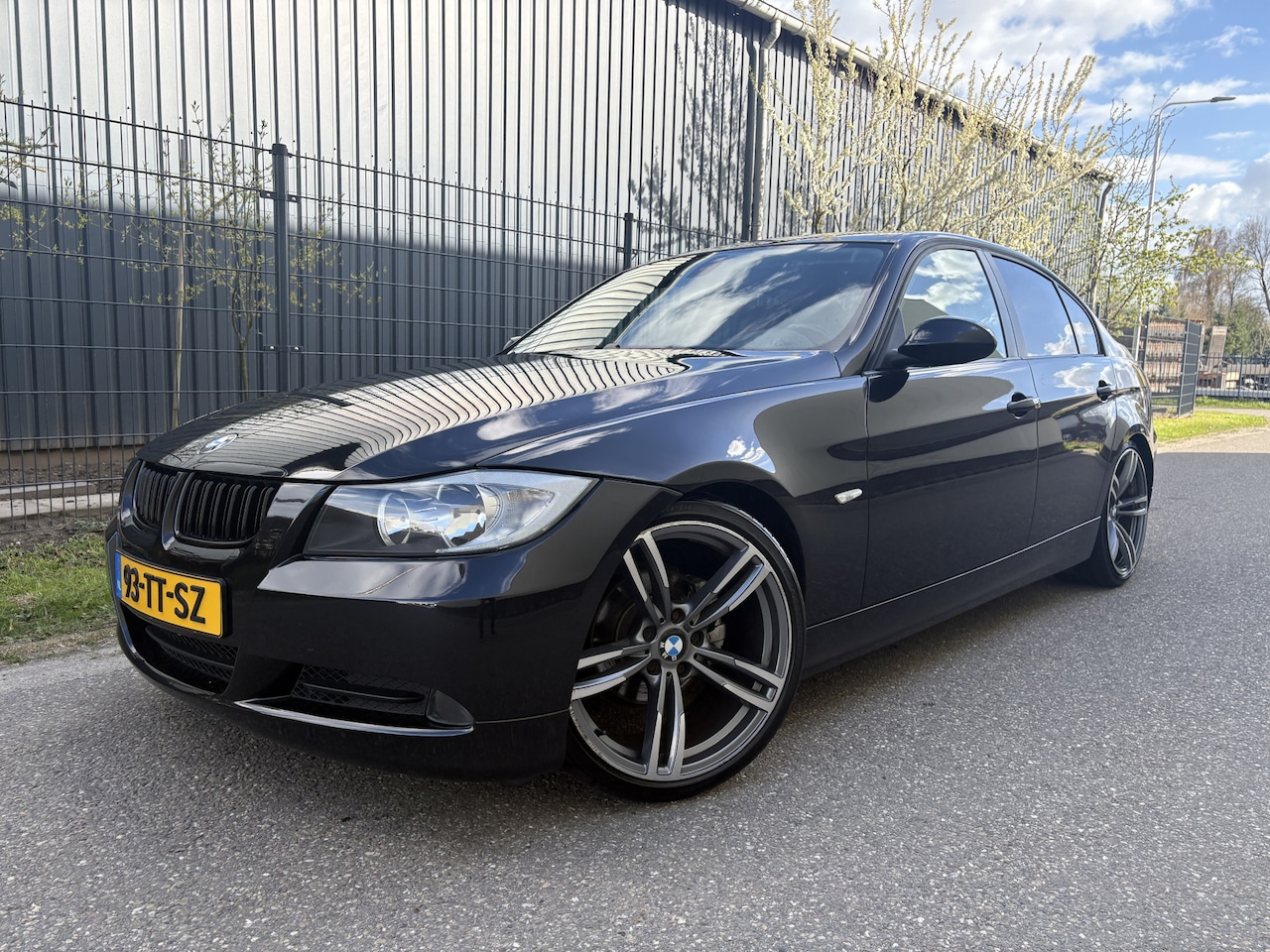 BMW 3-serie - 320i Executive / CRUISE / NAVI / AIRCO / 124dkm! NAP! - AutoWereld.nl