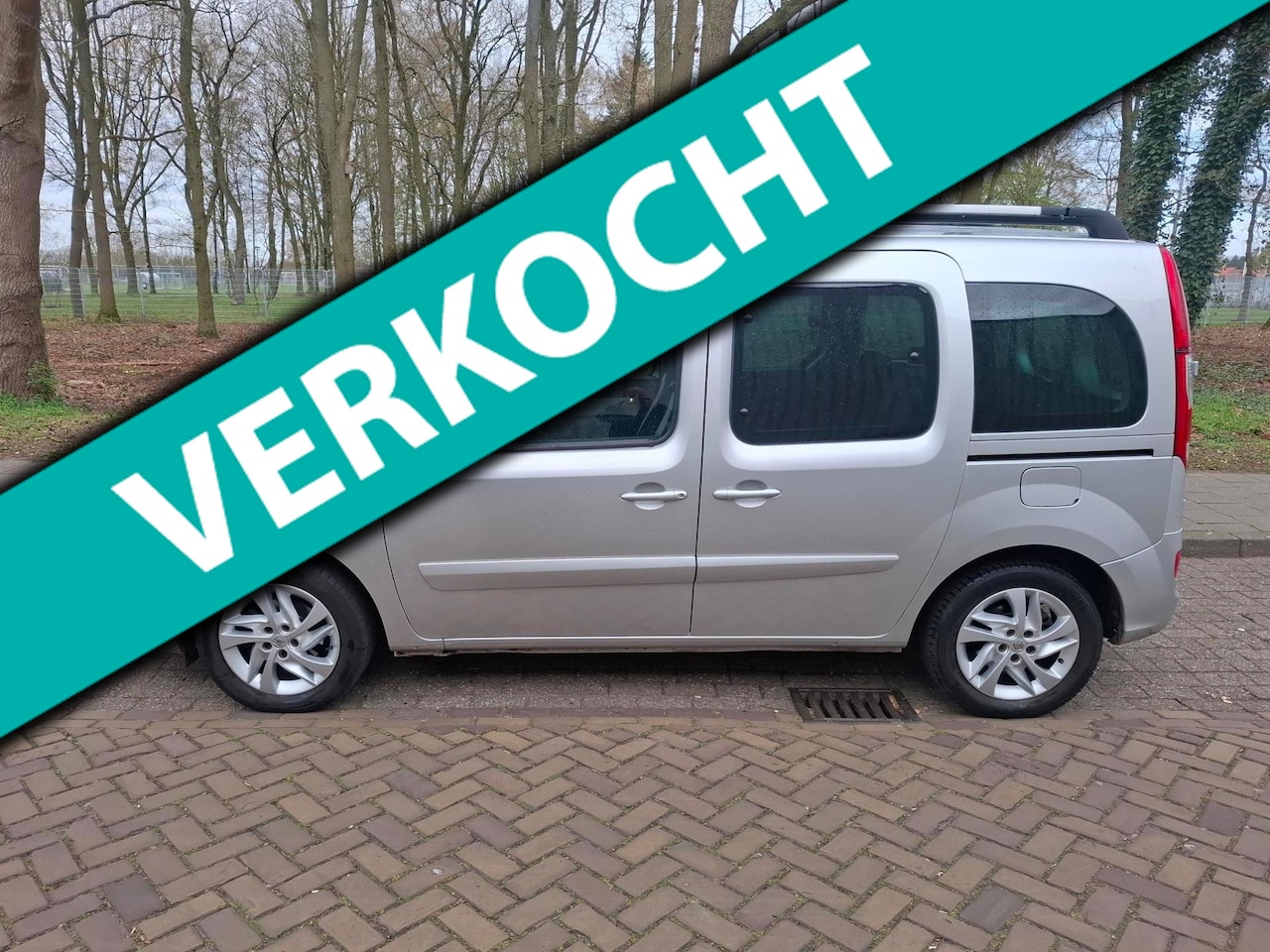 Renault Kangoo Family - 1.6-16V Expression automaat 64581 km - AutoWereld.nl