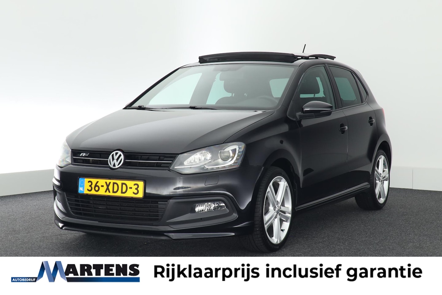 Volkswagen Polo - 1.2 TSI 90pk 2x R-Line Xenon Panoramadak Cruise Control Climate Control - AutoWereld.nl