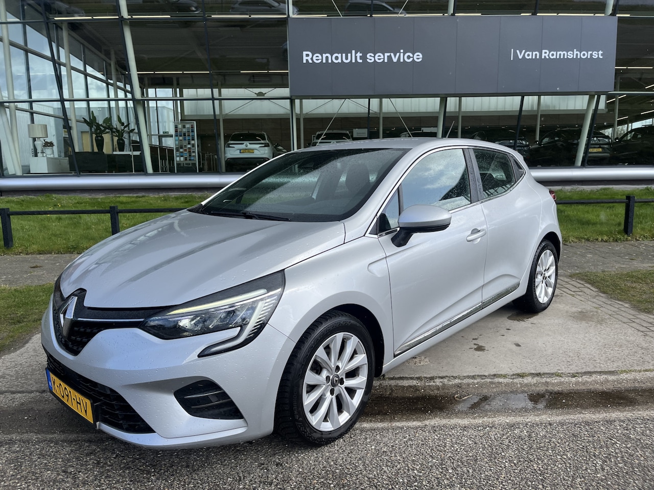 Renault Clio - 1.0 TCe Intens / Bose Sound / Camera / PDC V+A / Apple Carplay - Android Auto / Climate / - AutoWereld.nl