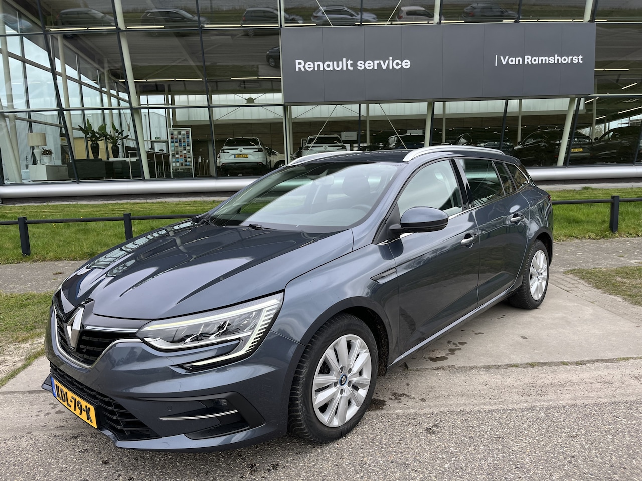 Renault Mégane E-Tech - Estate 1.6 Plug-In Hybrid 160PK Business / - AutoWereld.nl