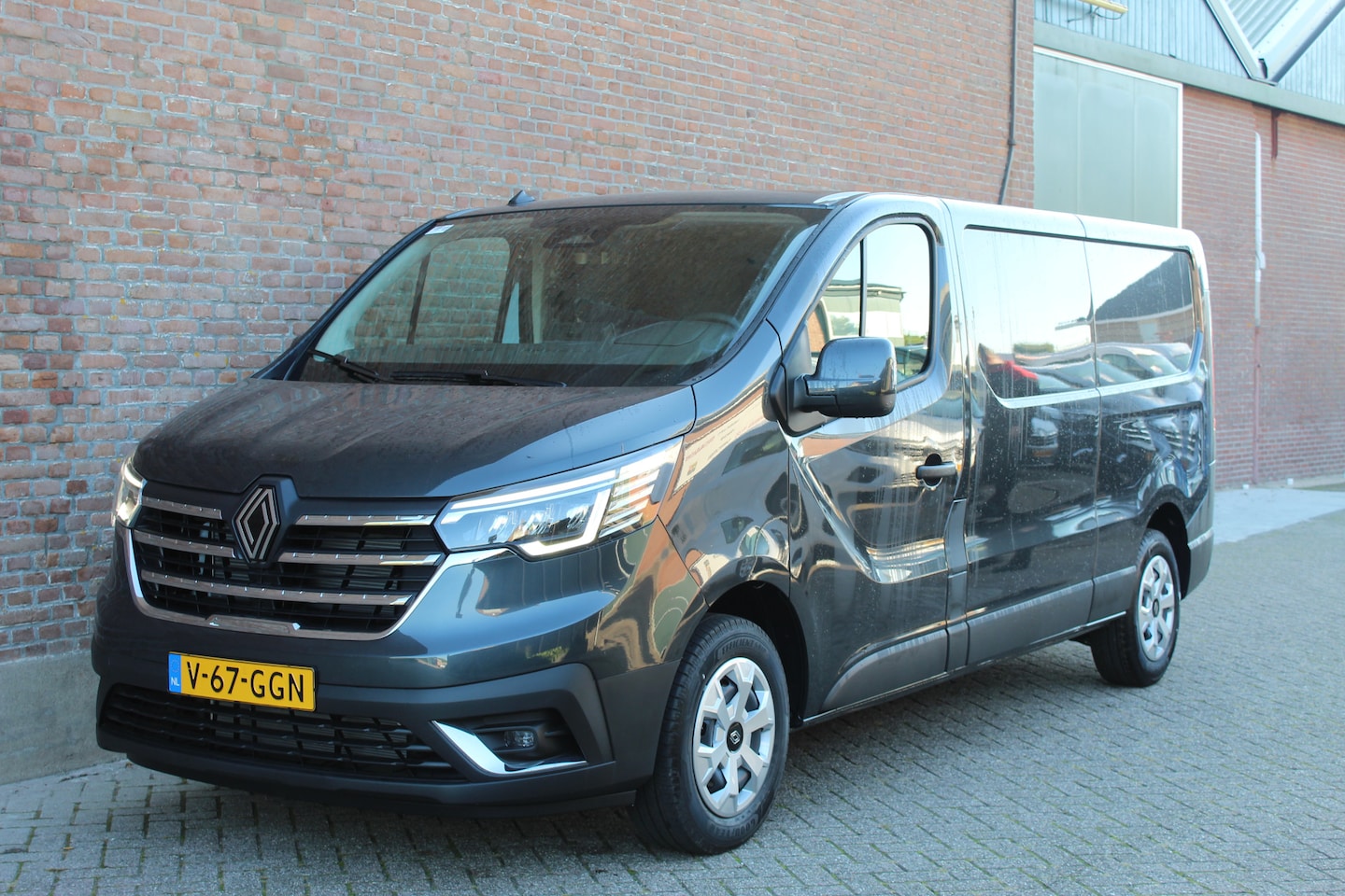 Renault Trafic - 2.0 Blue dCi 130 T30 L2H1 Advance - Demo / Camera - AutoWereld.nl