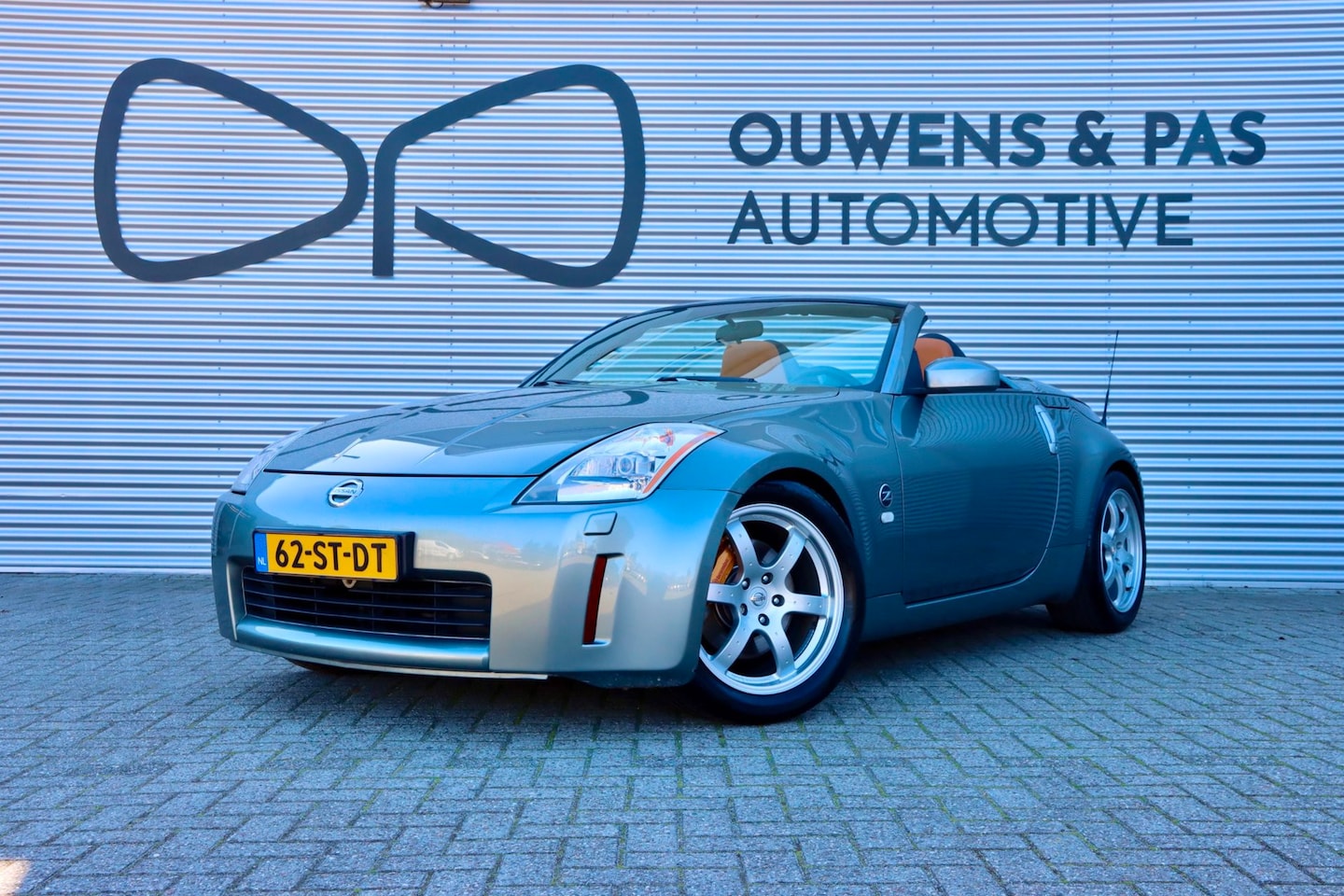Nissan 350Z Roadster - 3.5 V6 | NL-AUTO | NAP | BOSE | LEER | AIRCO - AutoWereld.nl