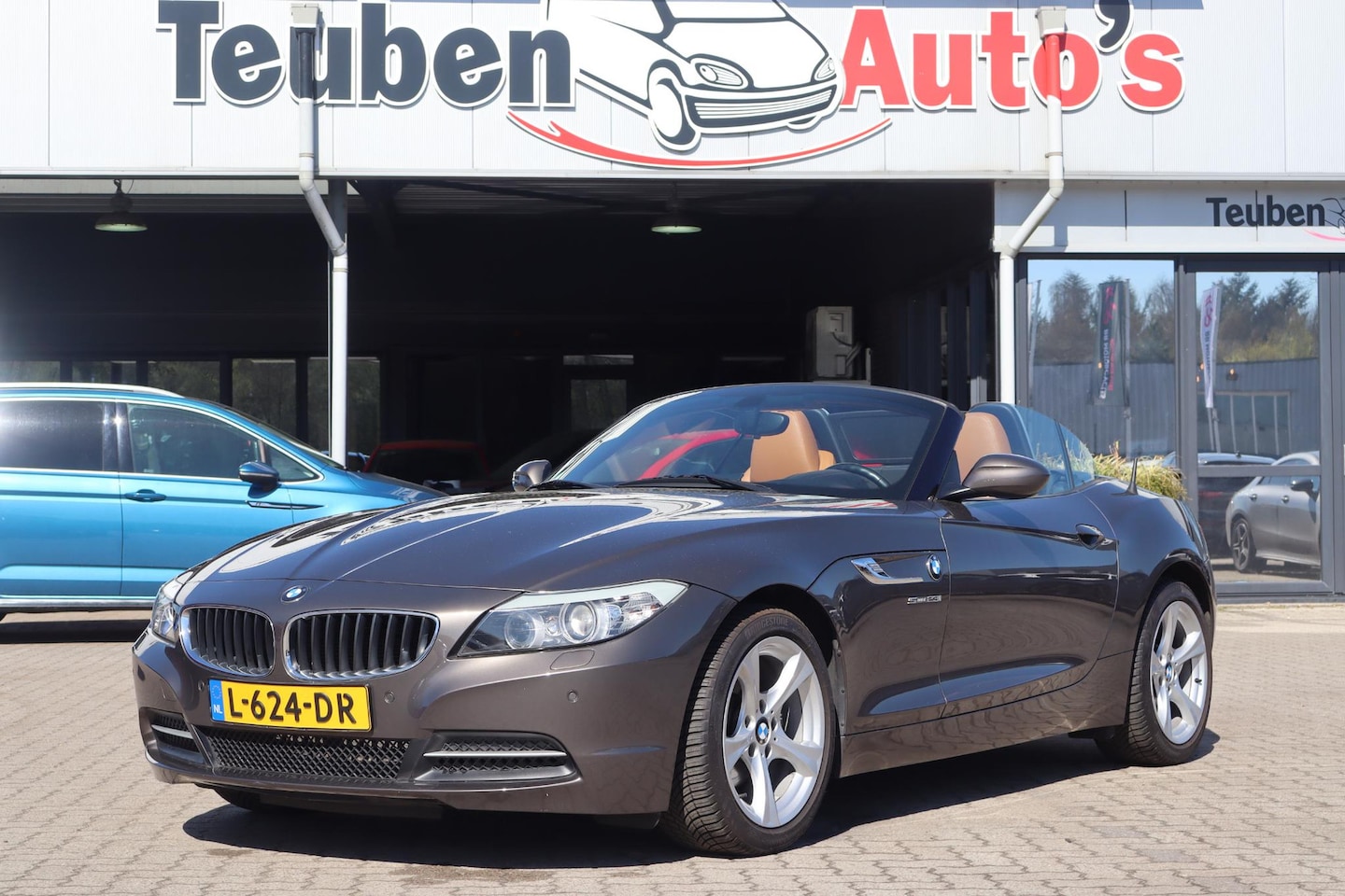 BMW Z4 Roadster - sDrive23i Executive | Handbak | Sportstoelen | Historie | DAB | Leder - AutoWereld.nl