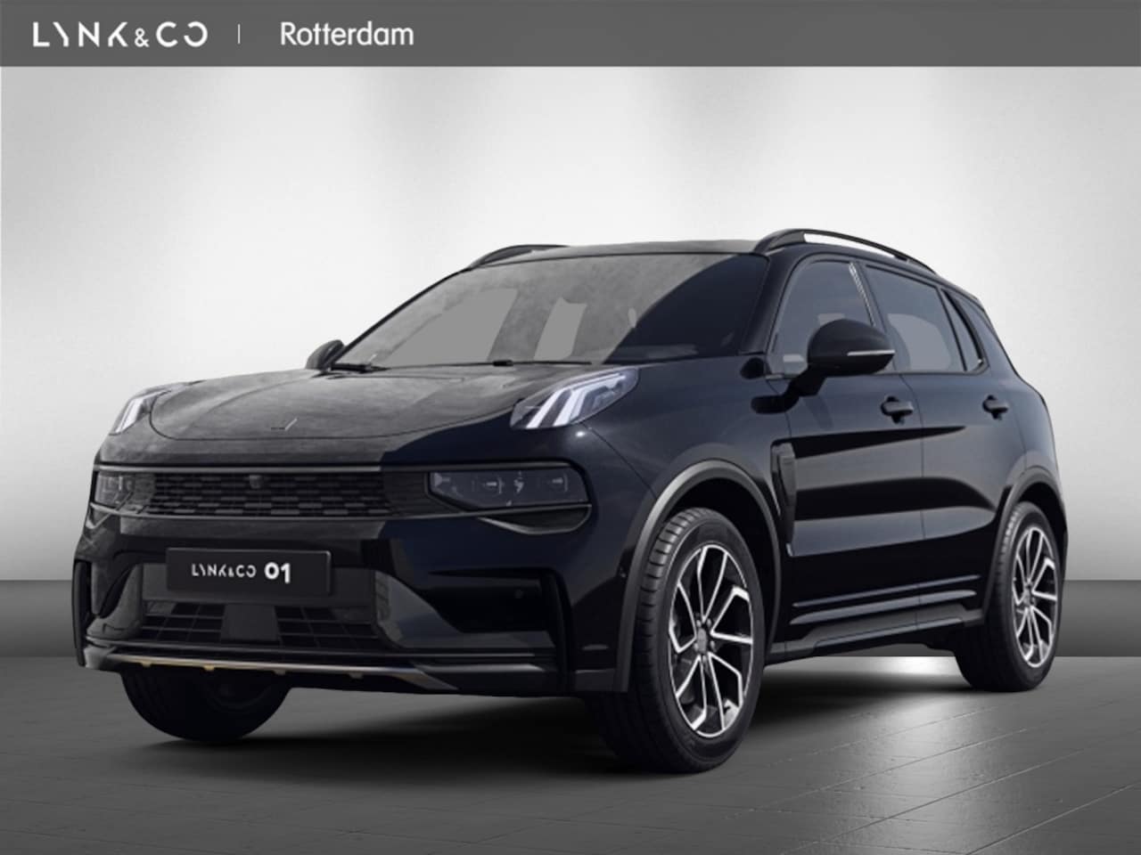 Lynk & Co 01 - | CORE | UIT VOORRAAD LEVERBAAR! | Achteruitrij camera | - AutoWereld.nl