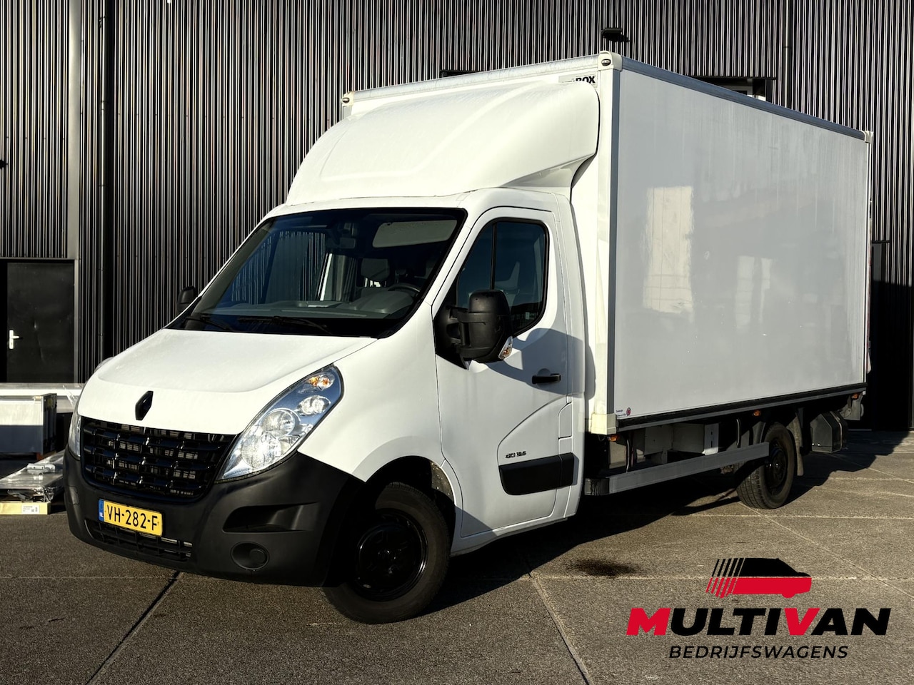 Renault Master - 2.3 dCi L3H2 BAKWAGEN | LAADKLEP | AIRCO | STUURWIELBEDIENING - AutoWereld.nl