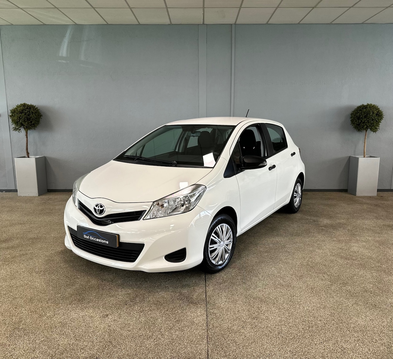 Toyota Yaris - 1.0 VVT-i Comfort - Airco - 5Deurs - NAP - AutoWereld.nl
