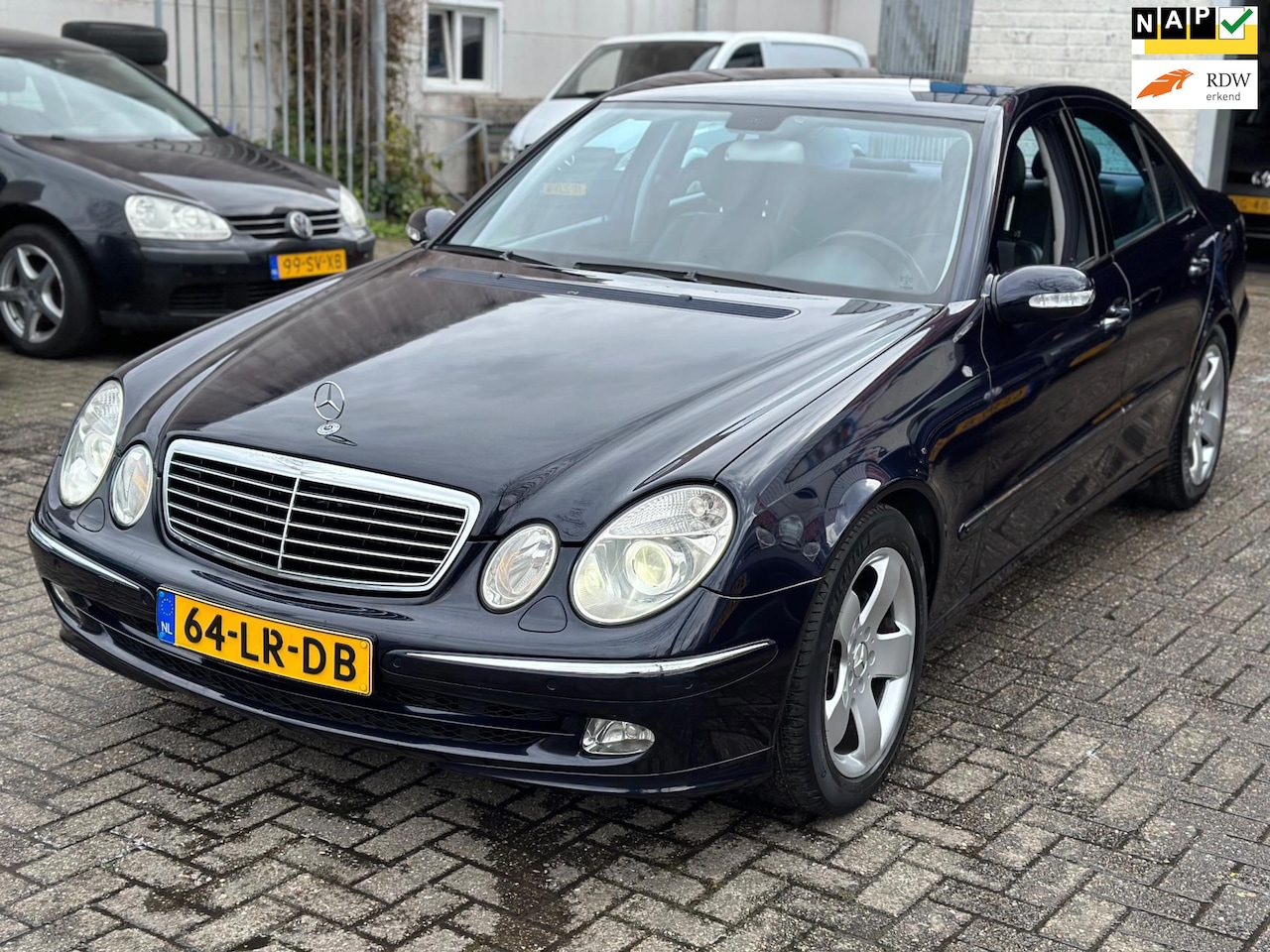 Mercedes-Benz E-klasse - 200 K. Avantgarde Bj:2003 Climate Control CruiseContr. NAP - AutoWereld.nl