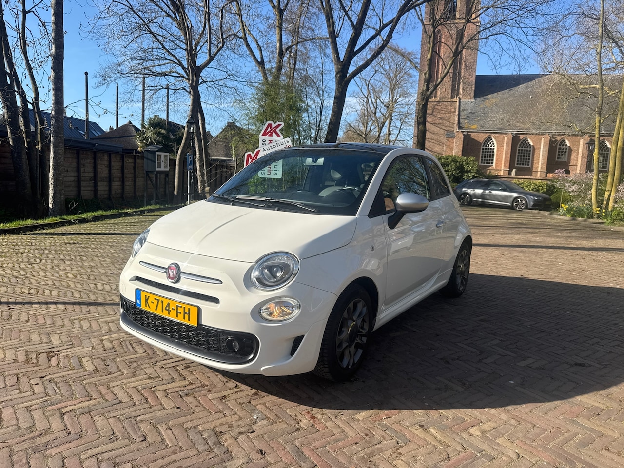 Fiat 500 - 1.0 Hybrid Rockstar 2e paasdag open 12 tot 16 uur - AutoWereld.nl