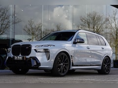 BMW X7 - M 60 I X DRIVE 6 P / Individual / Sky Lounge / BTW