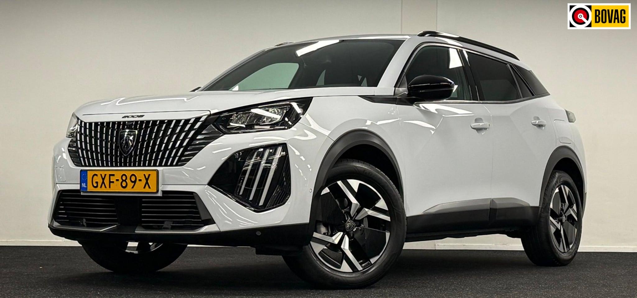 Peugeot 2008 - 1.2 PureTech 130 Allure*DealerOh*Navi*Camera*Carplay*Stoelverw* - AutoWereld.nl