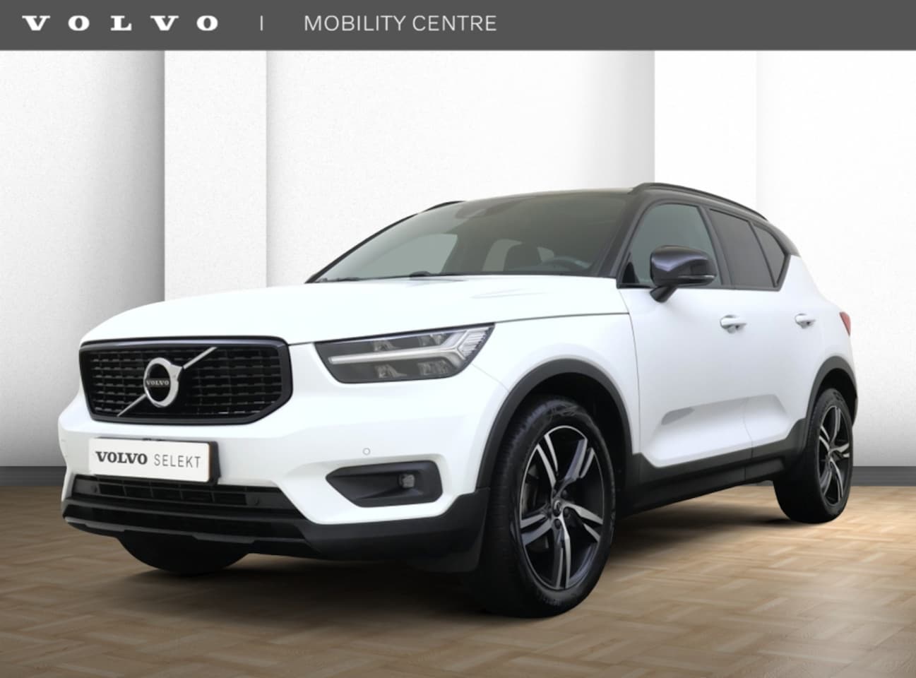 Volvo XC40 - T3 R-Design | Panoramadak | Dodehoekdetectie | Keyless | - AutoWereld.nl