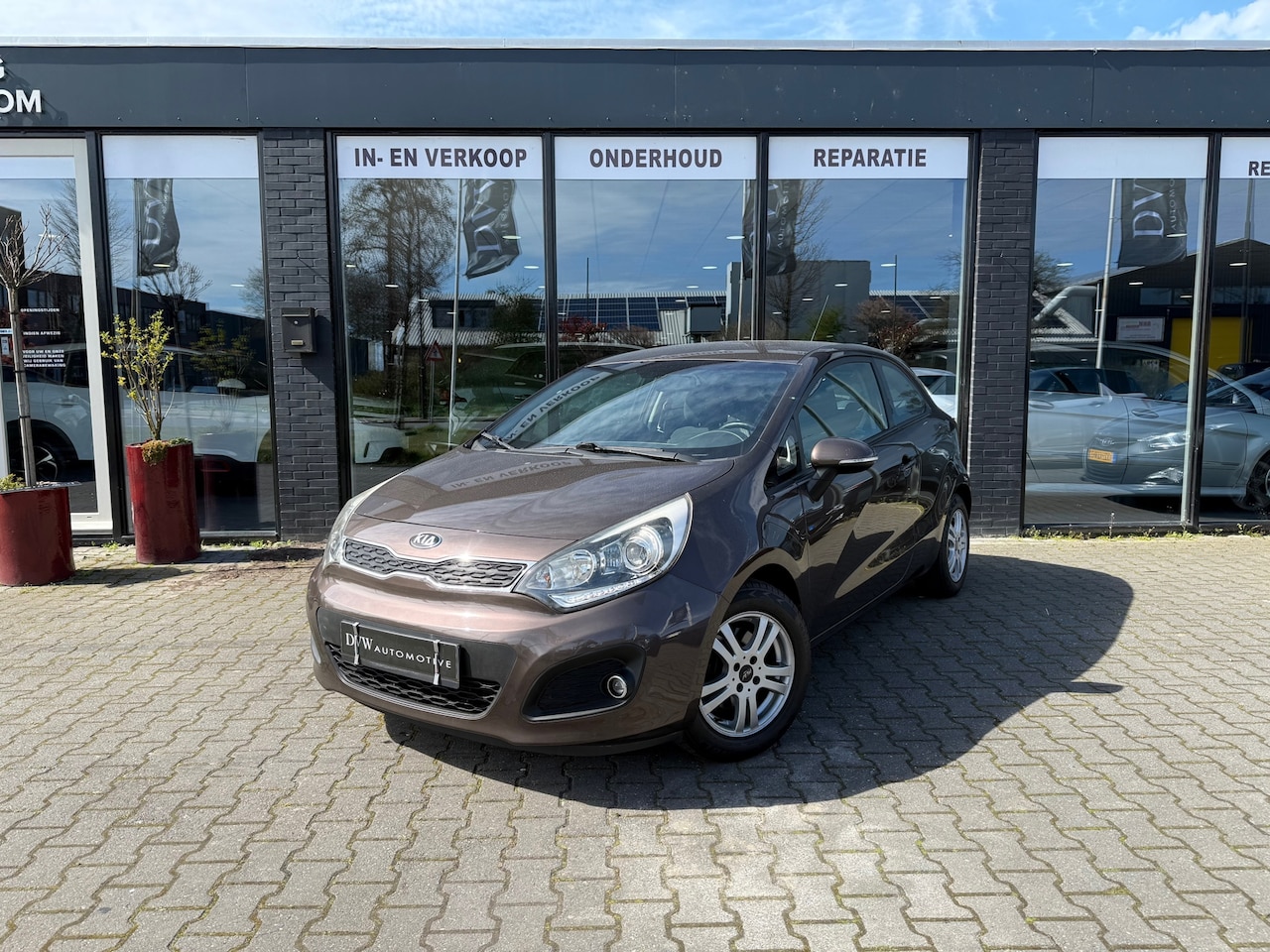 Kia Rio - 1.2 CVVT Comfort Pack 1.2 CVVT Comfort Pack - AutoWereld.nl