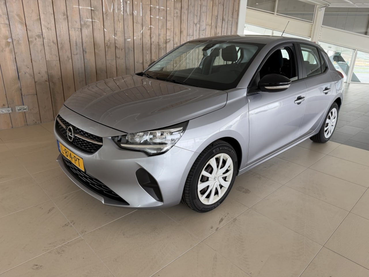 Opel Corsa - 1.2 Elegance 1.2 Elegance - AutoWereld.nl
