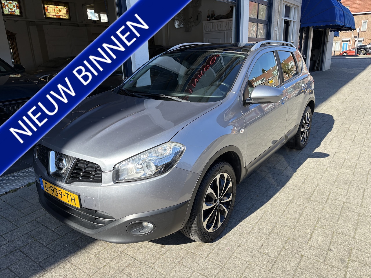 Nissan Qashqai - 2.0 Connect Edition AUTOMAAT/PANORAMA/CAMERA/ - AutoWereld.nl