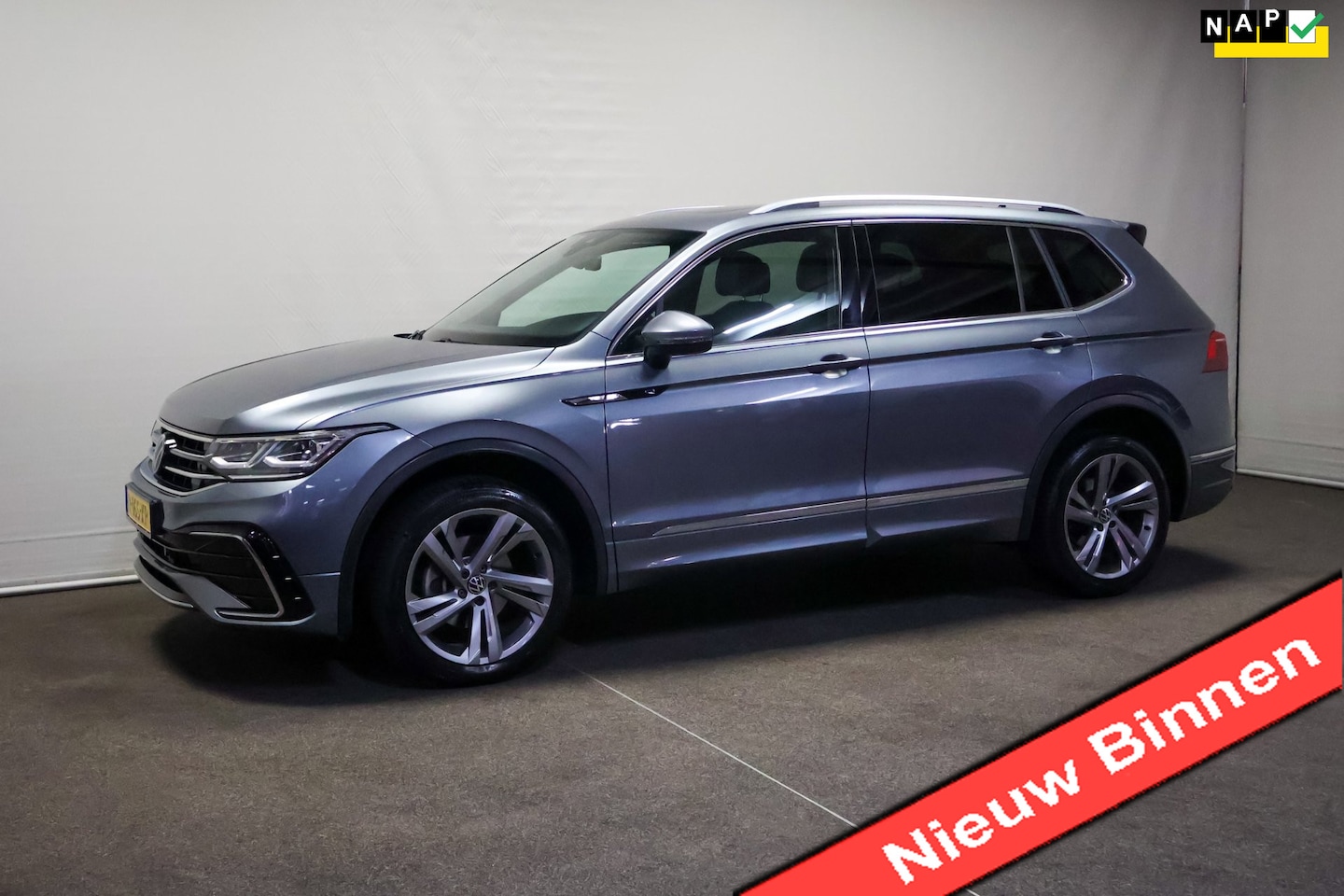Volkswagen Tiguan Allspace - 1.5 TSI R-Line Business 7p. 1.5 TSI R-Line Business+ 7p. - AutoWereld.nl