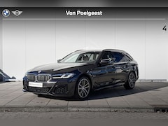 BMW 5-serie Touring - 530e xDrive High Executive M-Sport / Driving Assistant Professional / Head-Up / Laserlight