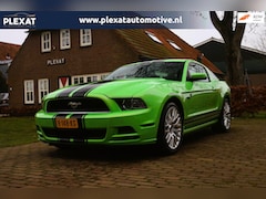 Ford Mustang - USA 3.7 V6 Aut. | UNIEK | CONCOURSTAAT | Schone Carfax | 57.000KM | Gotta Have it GREEN |