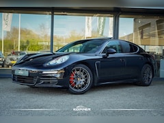 Porsche Panamera - 3.0 4S / Luchtvering / Schuifdak / Sport Chrono / Sportuitlaat / NL Auto