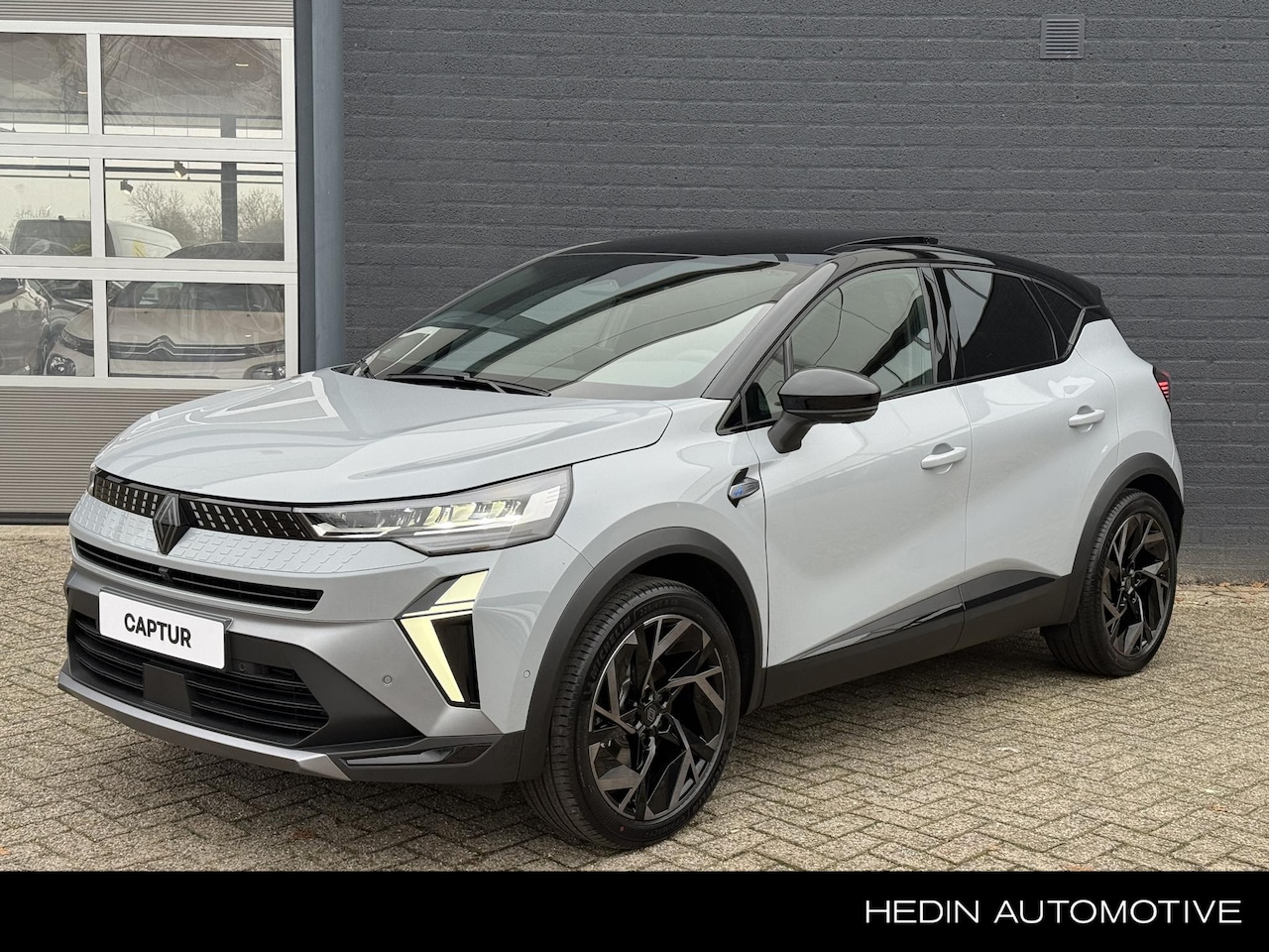 Renault Captur - 1.8 E-Tech full hybrid 160 esprit Alpine Pack Light & Sound| Pack Privilege | Trekhaak | - AutoWereld.nl