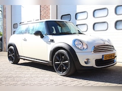 MINI One - 1.6 Business Line * Airco / Navi / Bluetooth