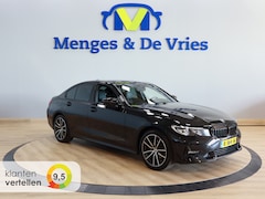 BMW 3-serie - 318i Executive Edition Sport Line Airco ECC | Virtual | Sfeer | Apple Carplay | M Stuur |