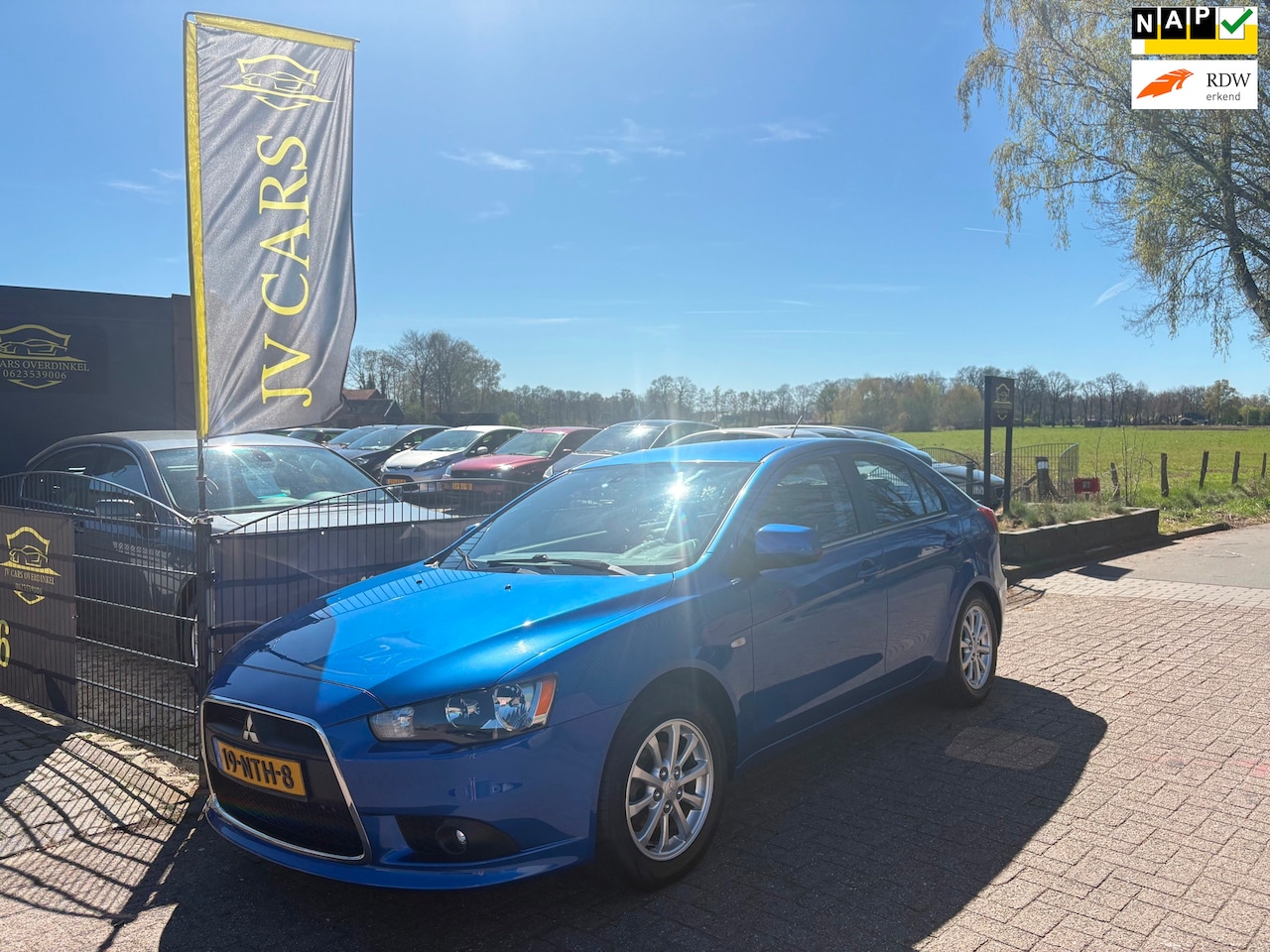 Mitsubishi Lancer Sportback - 1.6 Edition Two LEER!AIRCO,STOELVERWARMING,REGENSENSOREN,PDC,CRUISE,BOORDCOMPUTER,SPORTVEL - AutoWereld.nl