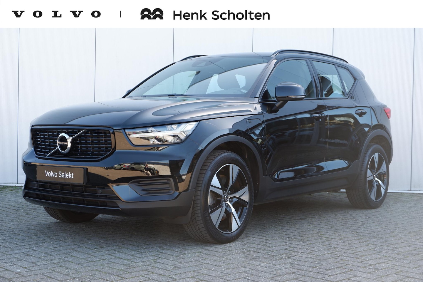 Volvo XC40 - T4 Recharge R-Design | Verwarmbare voorstoelen en stuurwiel | Adaptieve cruise control | A - AutoWereld.nl