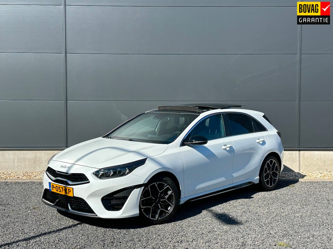 Kia Cee'd - Ceed 1.0 T-GDi GT-Line Pano | Clima | Navi - AutoWereld.nl
