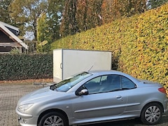 Peugeot 206 CC - 1.6-16V Roland Garros