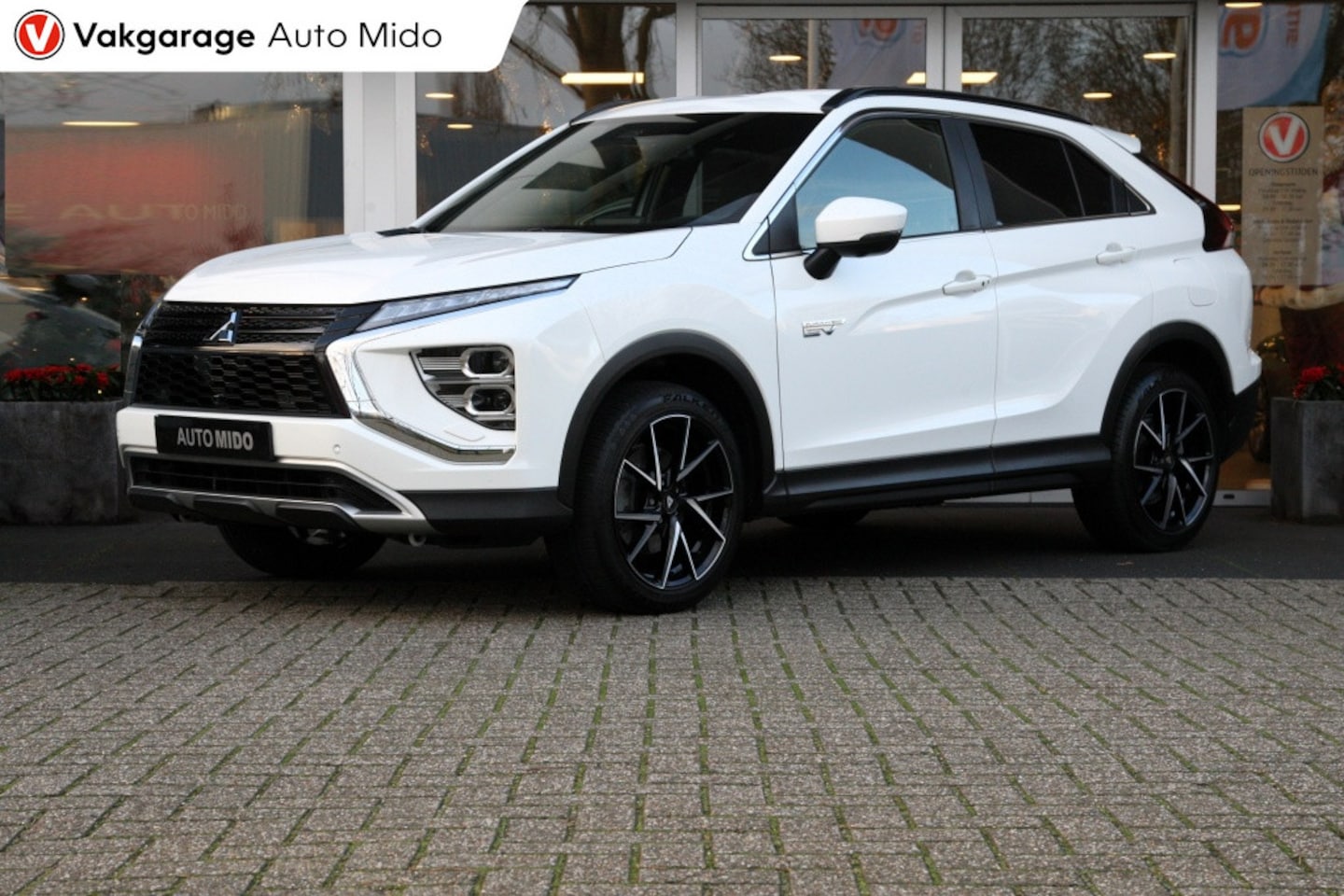 Mitsubishi Eclipse Cross - 2.4 PHEV First Edition | Adapt. cc | 360 camera | Head-up displa - AutoWereld.nl