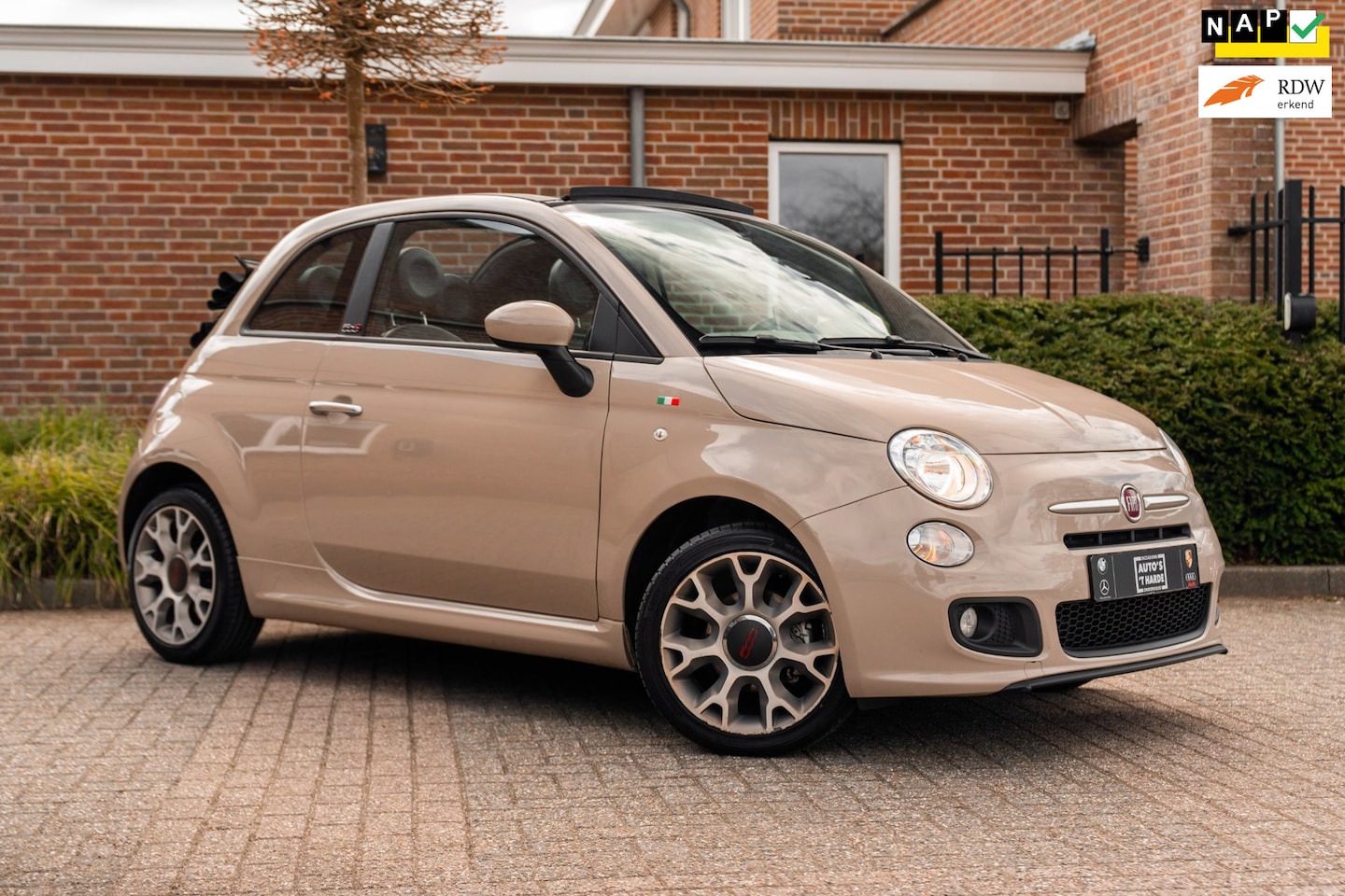 Fiat 500 C - 0.9 TwinAir Turbo 500S Sport Automaat Navi 16'' - AutoWereld.nl