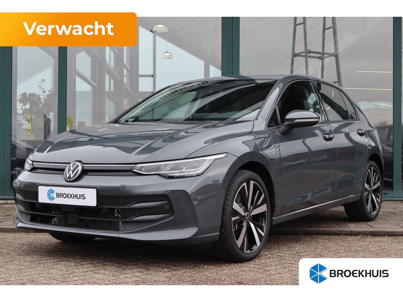 Volkswagen Golf - Life Edition eHybrid | 'App-Connect' draadloze smartphone integratie | Achterbank in ongel - AutoWereld.nl