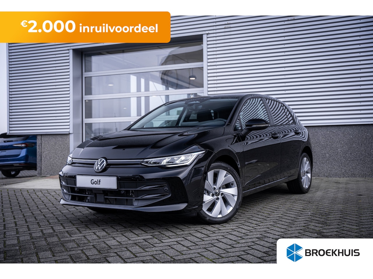 Volkswagen Golf - Life Edition eHybrid Inclusief €2000,- inruilvoordeel |  Trekhaak, elektrisch uitklapbaar - AutoWereld.nl