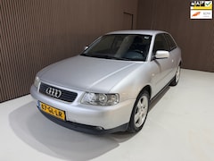 Audi A3 - 1.6 Attraction Automaat/Nieuwe apk