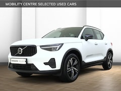 Volvo XC40 - B4 Plus Dark | Trekhaak | H&K Audio | Stoelgeheugen