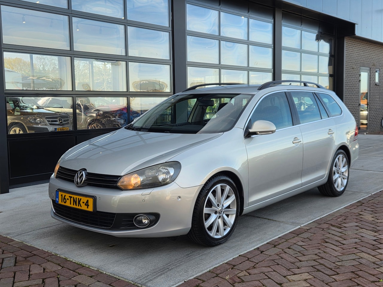 Volkswagen Golf Variant - 1.4 TSI Highline | Automaat - AutoWereld.nl