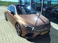 Mercedes-Benz A-klasse - 180 Business Solution AMG AMG / Pano / Multiebeam / Ambiant.Verl.