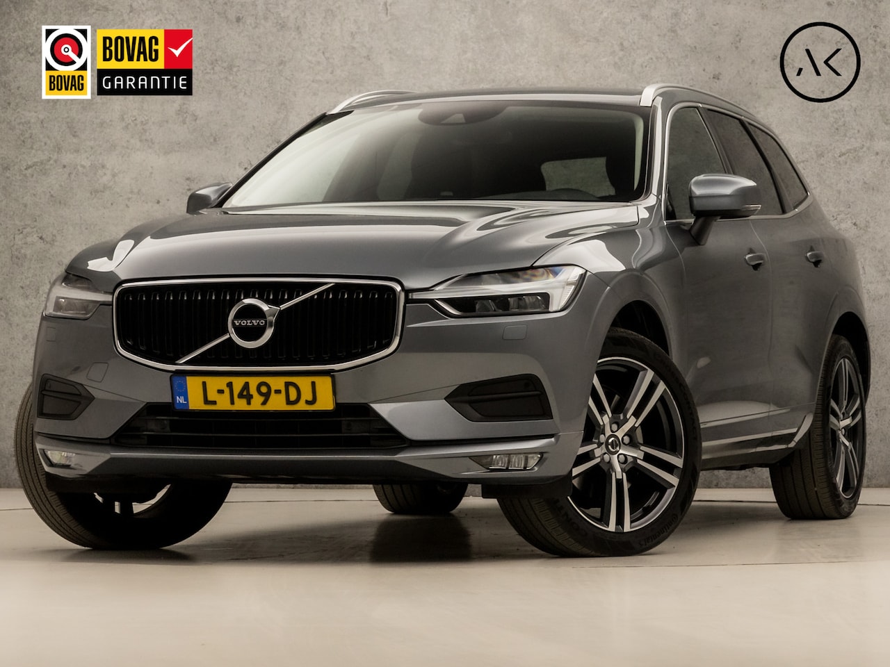 Volvo XC60 - 2.0 B5 AWD Inscription Sport 251Pk Automaat (APPLE CARPLAY, GROOT NAVI, STUUR/STOELVERWARM - AutoWereld.nl