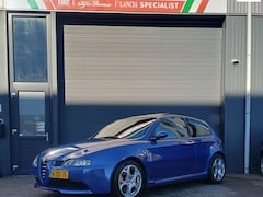 Alfa Romeo 147 - 3.2 V6 GTA