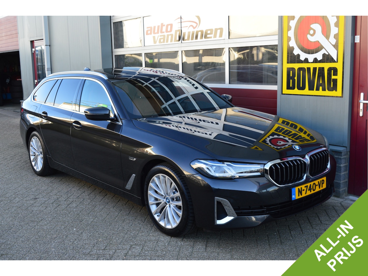 BMW 5-serie Touring - 530e Business Edition Plus O.a: Pano, PDC, Carplay, Stoelverw, Navi, Clima, Etc. All-in pr - AutoWereld.nl