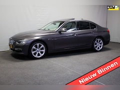 BMW 3-serie - 328i High Executive