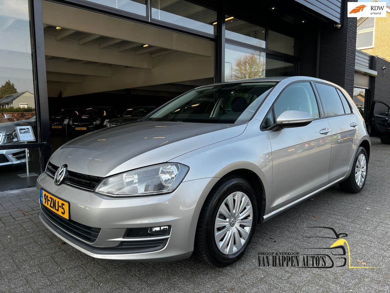 Volkswagen Golf - 1.2 TSI Trendline / apk 3-2027 - AutoWereld.nl