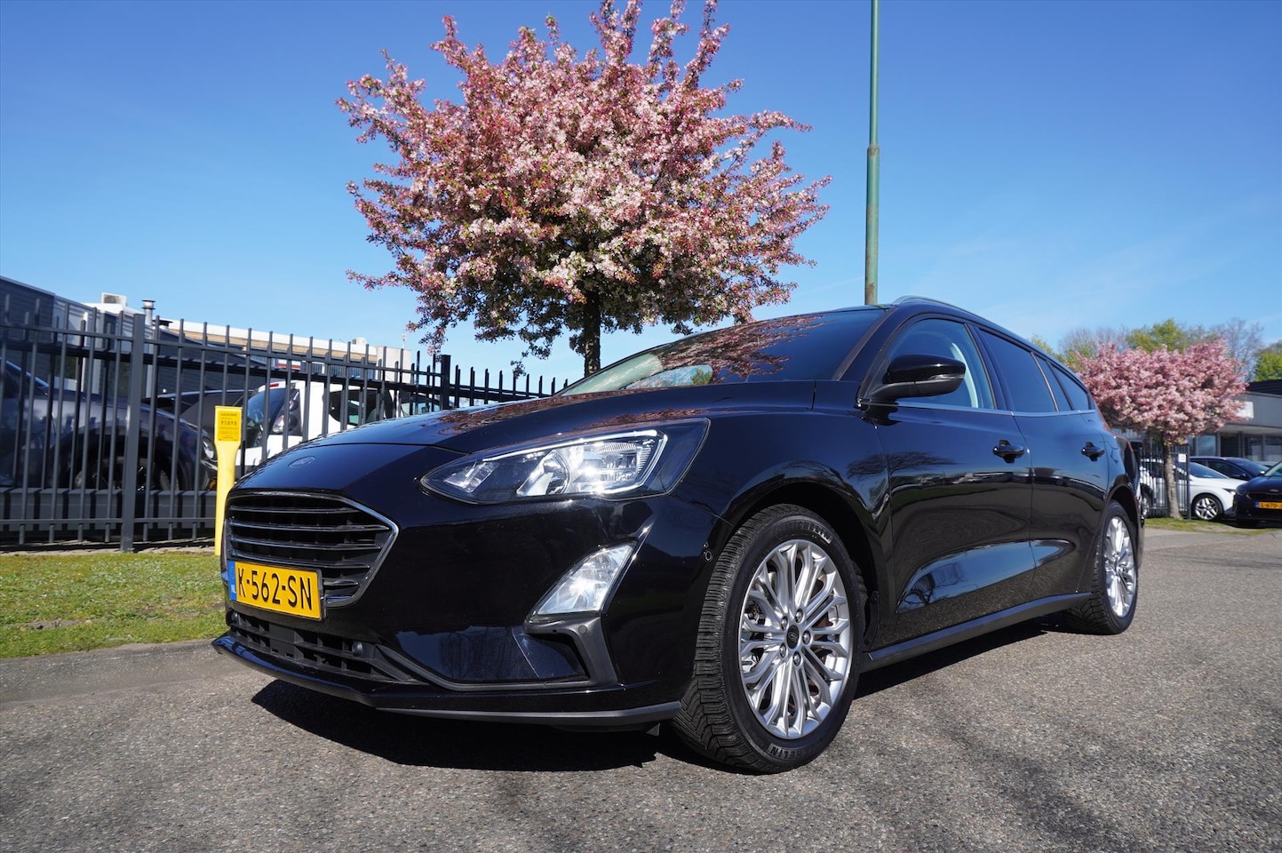 Ford Focus Wagon - 1.0 EcoBoost Hybrid 155pk Titanium X Business Trekhaak Apple Carplay - AutoWereld.nl