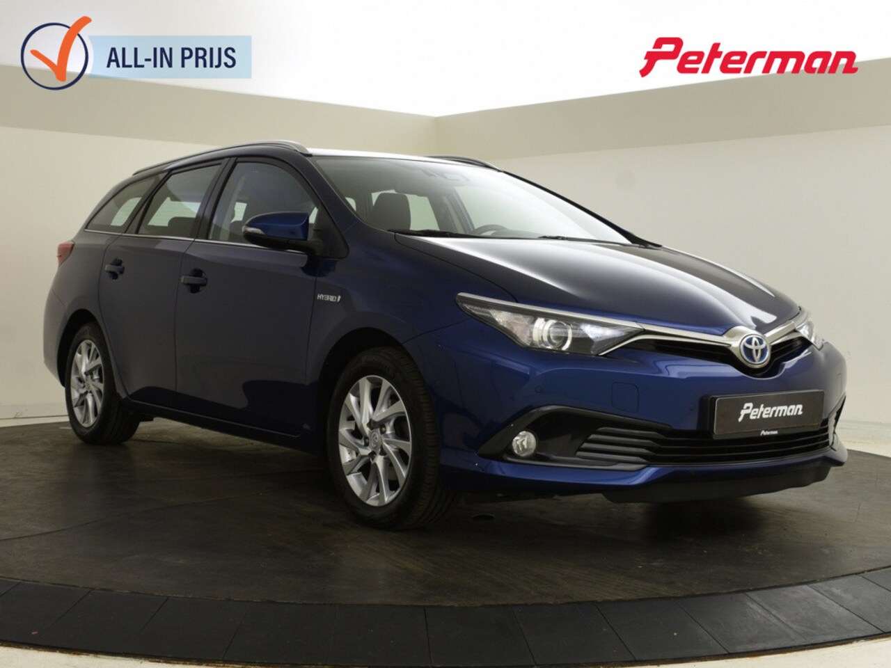 Toyota Auris Touring Sports - 1.8 Hybrid Now | Parkeersensoren | Camera | Navigatie - AutoWereld.nl