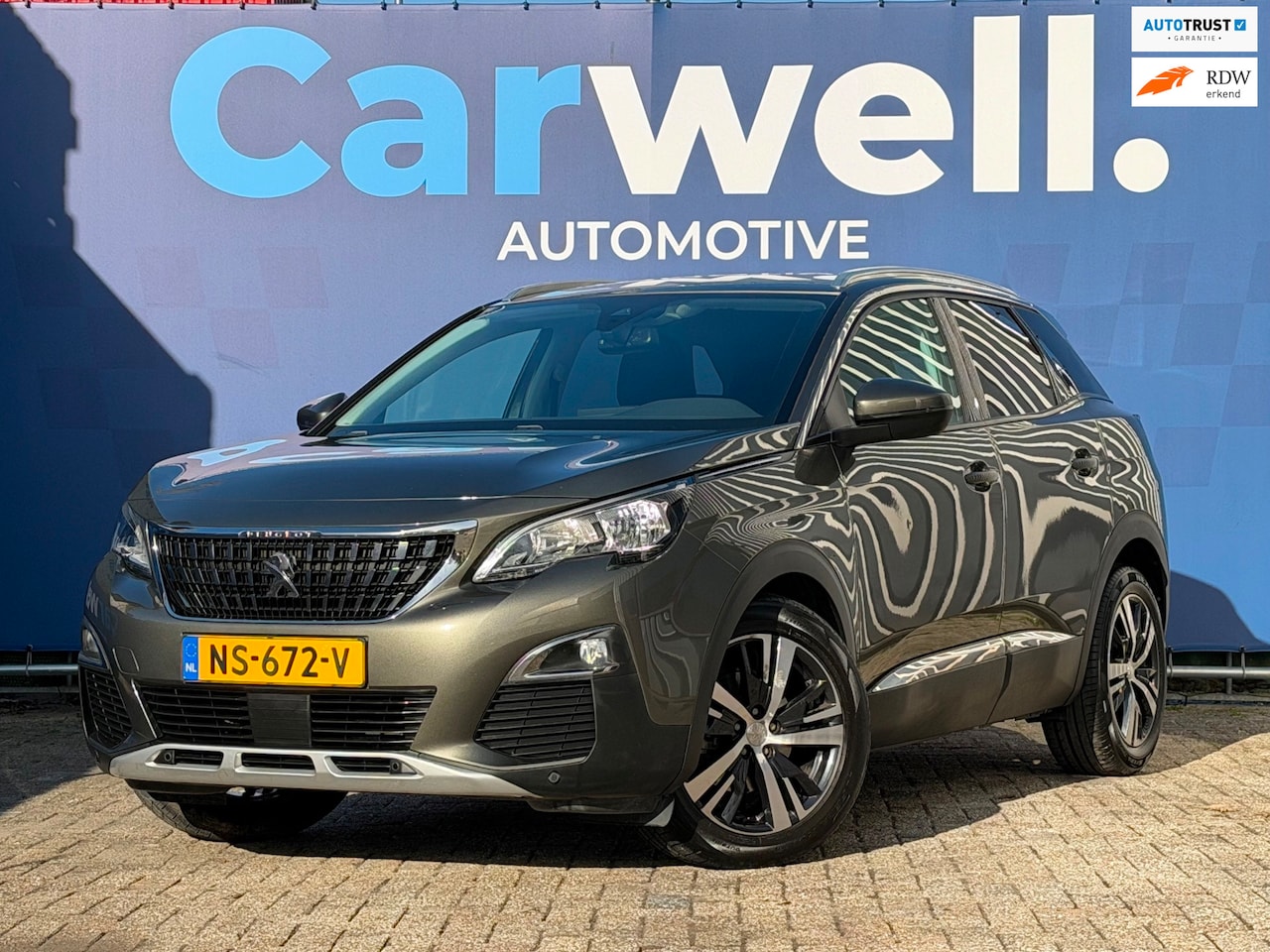 Peugeot 3008 - 1.2 PureTech Première Trekhaak|STLvw|Leder|Carplay|Camera|Navi|Climate|Cruise|PDC|Apk tot - AutoWereld.nl