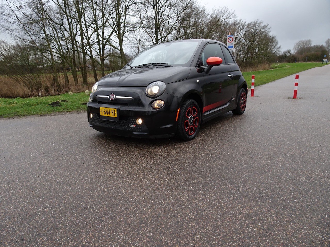 Fiat 500 - E 24kwh Fiat 500e 2016 Zwart 24kwh Aut. Digitaal Dashboard Climate - AutoWereld.nl
