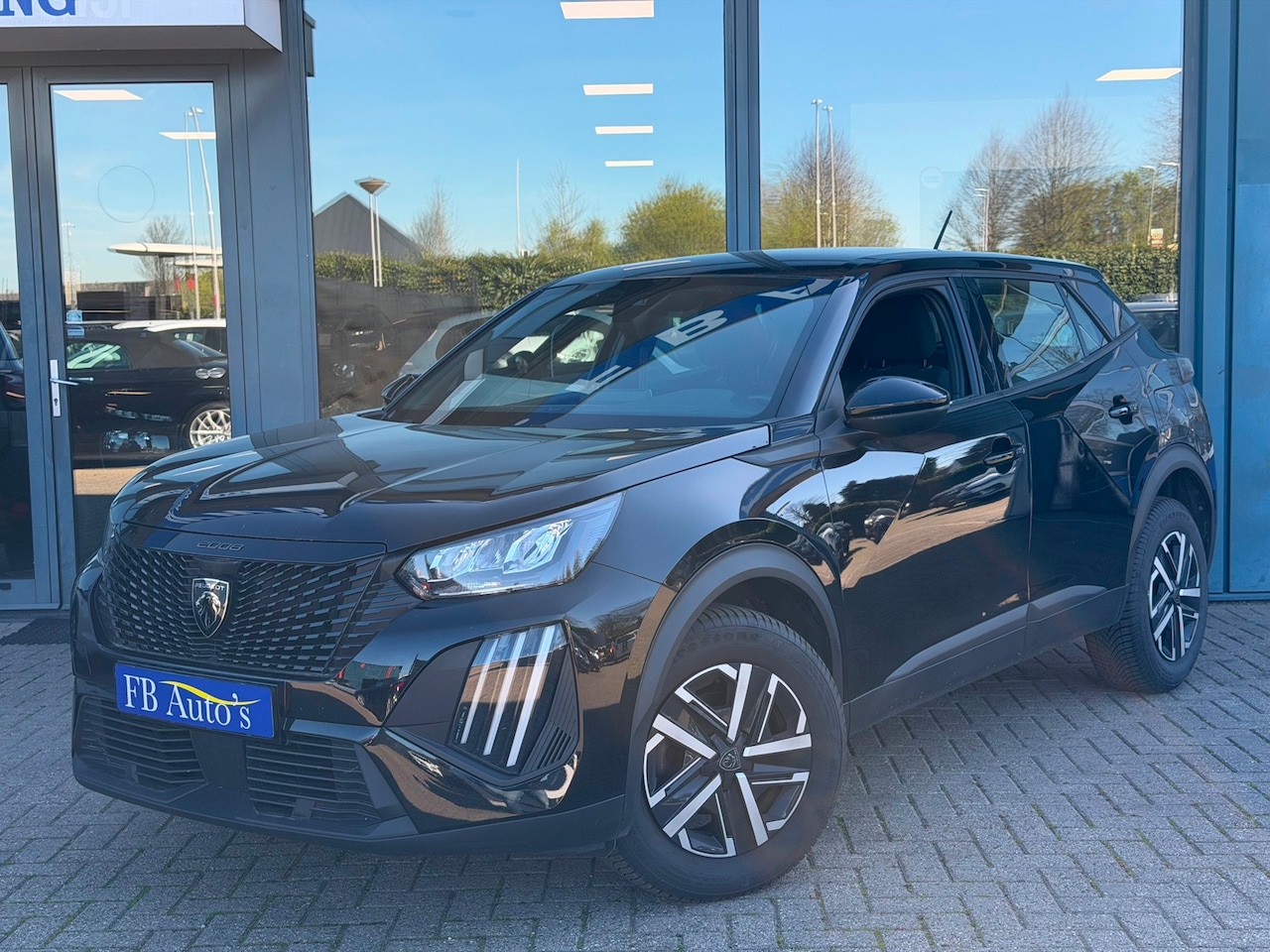 Peugeot 2008 - 1.2 PureTech 100 Active Nieuw Model! Airco Lmv Cruise Carplay - AutoWereld.nl