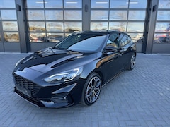 Ford Focus - 1.0 Hybride ST-Line / Carplay