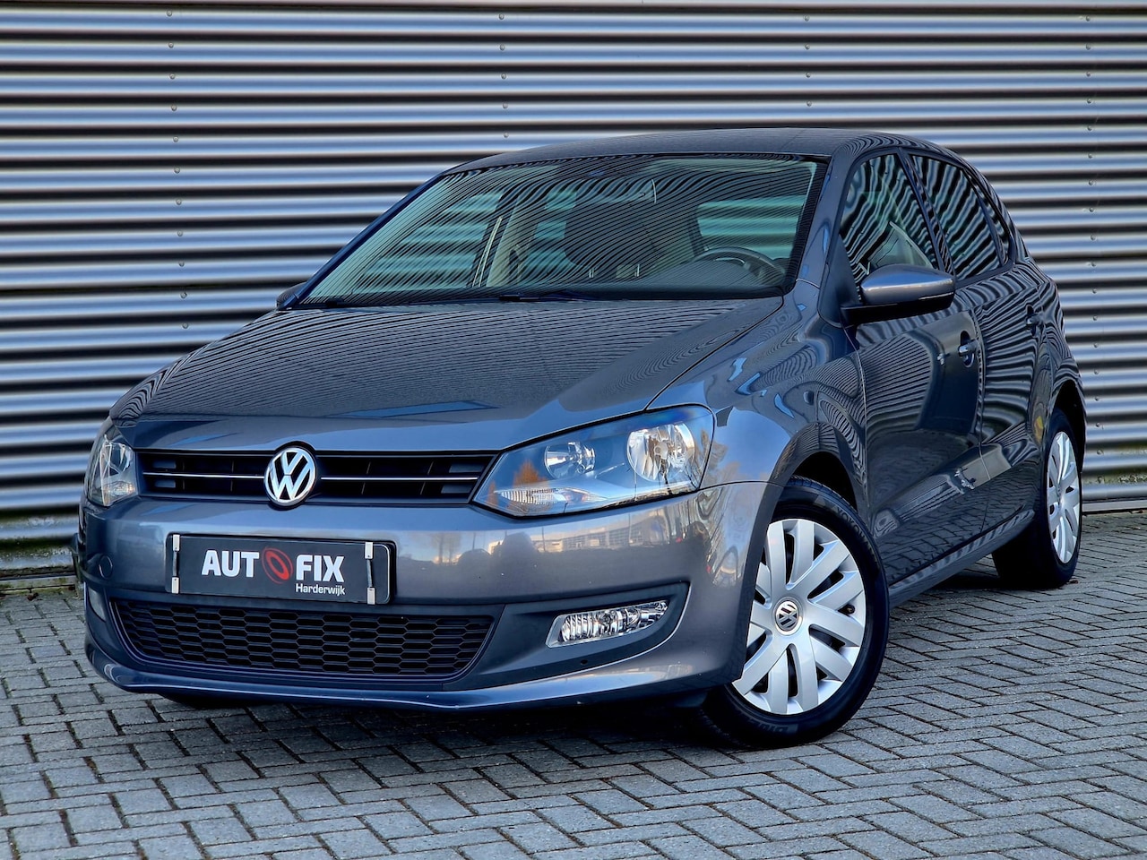 Volkswagen Polo - 1.2 Easyline Nieuwe Ketting / PDC / Stoelverw. - AutoWereld.nl